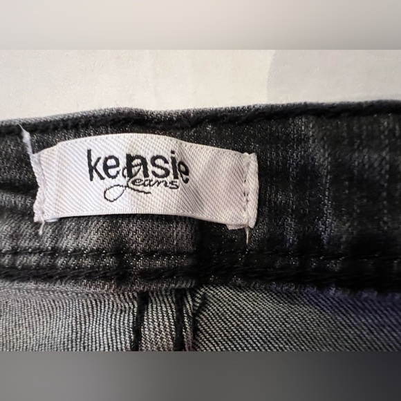 KENSIE EFFORTLESS ANKLE MID RISE   COLOR BLACK DISTRESSED.   SIZE 10/30 - Picture 12 of 12